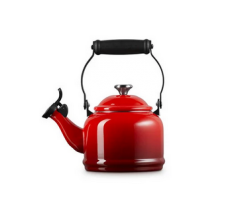 Le Creuset Demi Kettle - Cerise