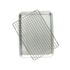 Naturals Quarter Sheet with Oven-Safe Nonstick Grid