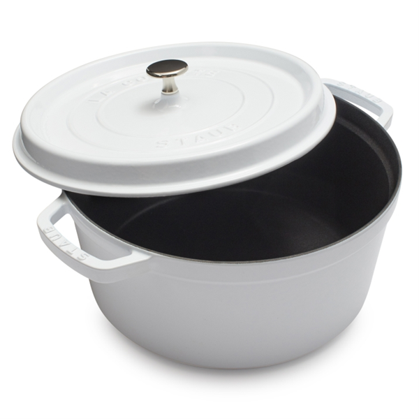 Jenni Kayne x Staub Round Cocotte in White Size 5.5 qt