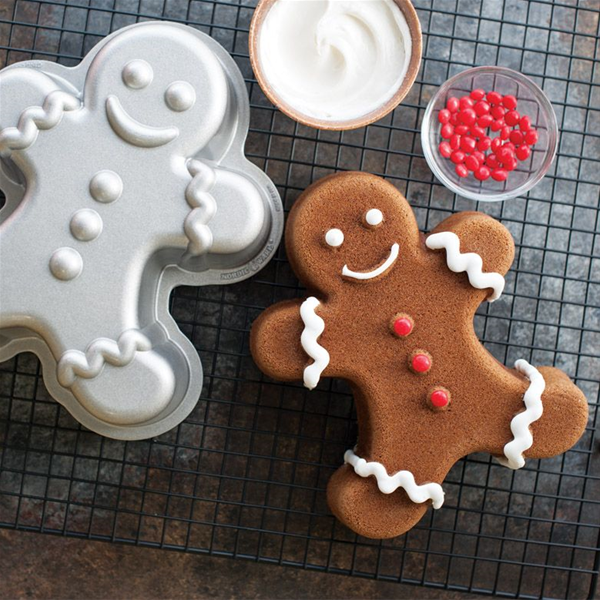 Nordic Ware Gingerbread Man Cake Pan 