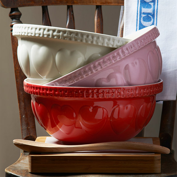 https://www.cookshopplus.com/storefront/catalog/products/Enlarged/1stAdditional/heart-bowl-mix.jpg