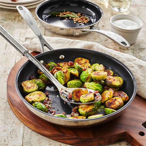 Zwilling Clad CFX 8 Stainless Steel Ceramic Nonstick Fry Pan