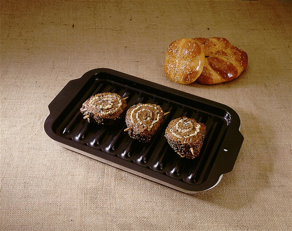 Nordic Ware 2 Piece Broiler Set