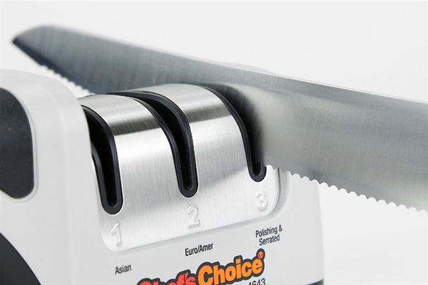 Review: Chef's Choice 4643 Manual Knife Sharpener