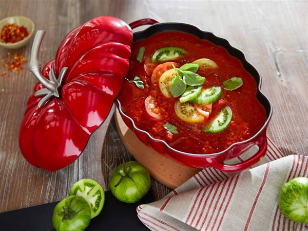 https://www.cookshopplus.com/storefront/catalog/products/Enlarged/2ndAdditional/staub-tomato.jpg