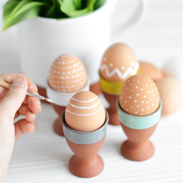 Terracotta Egg Holder