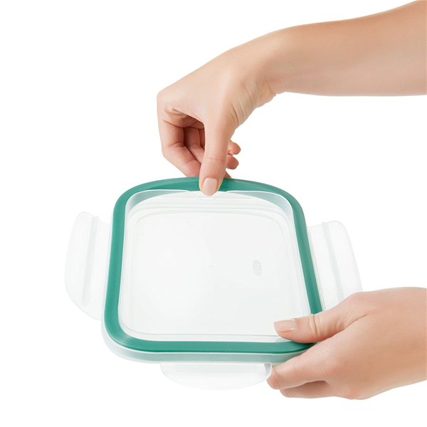 OXO Good Grips 8-Piece Smart Seal Rectangular Glass Food Storage Set