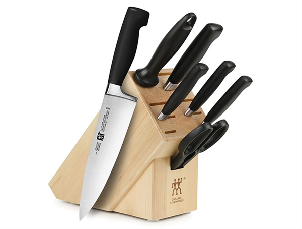 Review: Zwilling Four Star Anniversary 8-Piece Knife Block Set