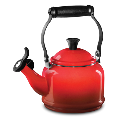 Le Creuset Demi Kettle 1.25qt - Cherry / Cerise