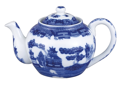 Traditional Blue Willow Design 16-oz Teapot with Infuser 