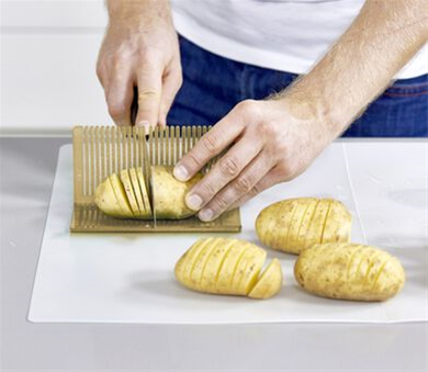 Betty Bossi Hasselback Potato Tool