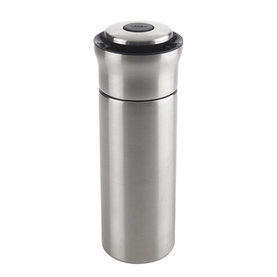 OXO SteeL Press & Pour Insulated Cocktail Shaker 