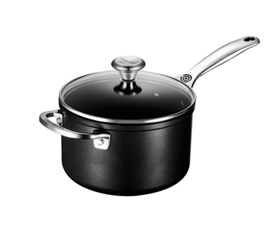 le creuset 3 qt. Non-stick Saucepan with Glass Lid - New Design